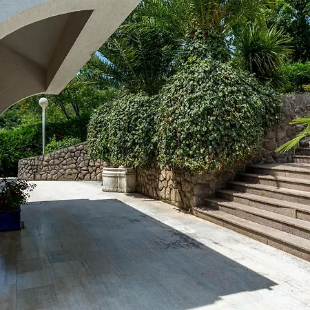 Villa Residence Icici 3*