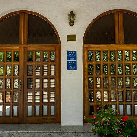Villa Residence Icici Vendégház
