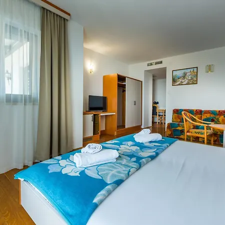 Villa Residence Icici 3*